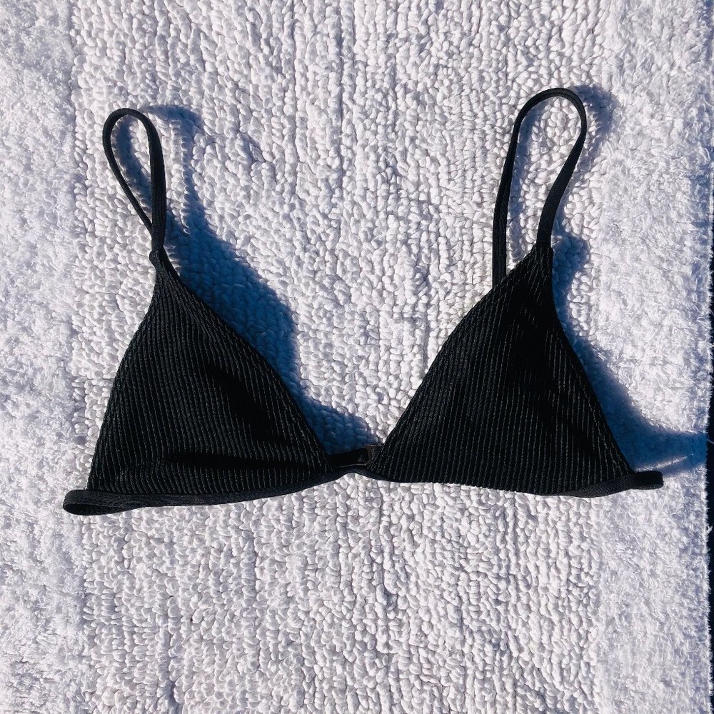 Black ribbed triangle bikini, Frankies Bikinis